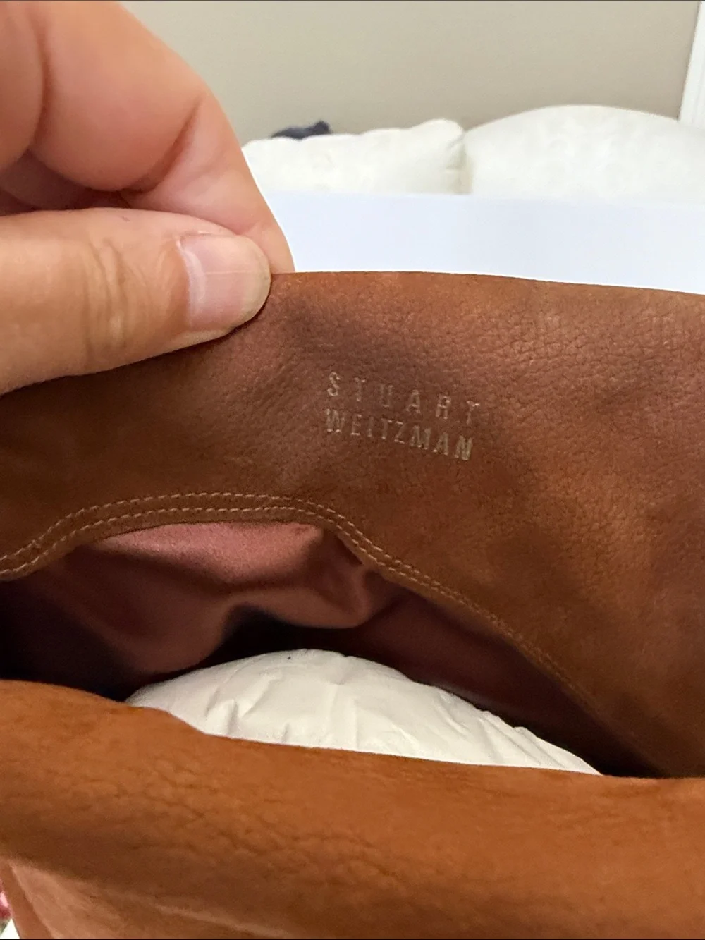 Stuart Weitzman light signs